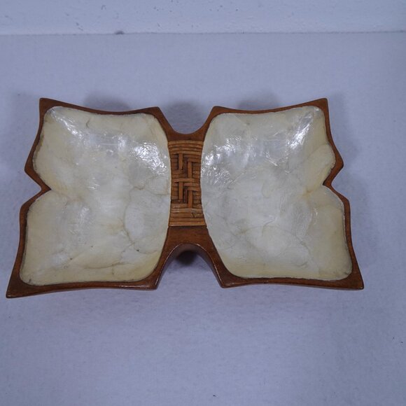 Vintage Wood Bowl Capiz Shell Lined Divided with Handle Butterfly Shape Trinket - Picture 1 of 8